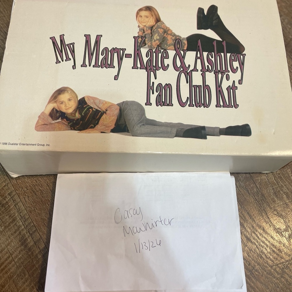 Mary-Kate & Ashley Fan Club Kit plus more
